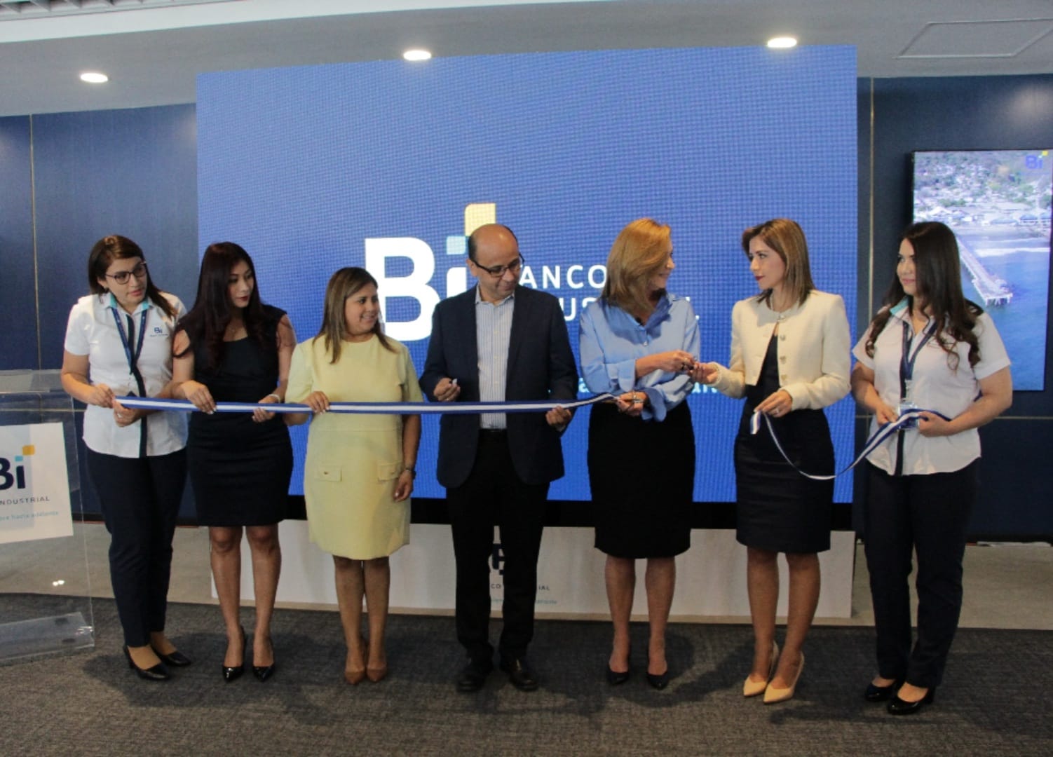 Banco Exterior y la UCAB siguen apoyando el Emprendimiento - Socialite360